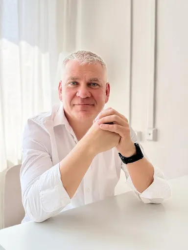 Psycholog, psychoterapeuta Arkadiusz Mazurkiewicz. Gabinet Psychoterapii PoMoc. Siedlce